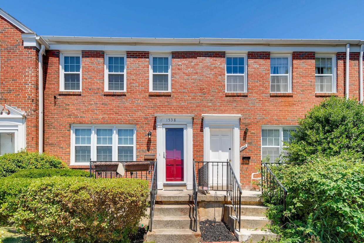 Primary Photo - 1538 Dellsway Rd