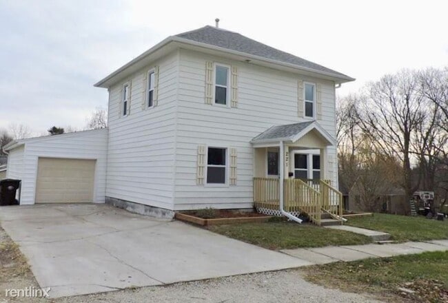 Building Photo - 3 br, 1 bath House - 221 S 5th St