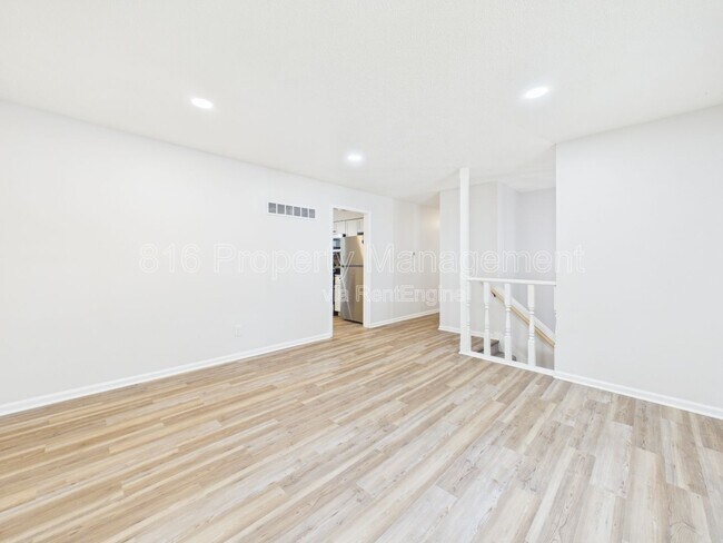 Foto del edificio - 8622 E 108th Terrace