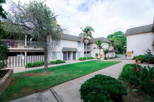 Building Photo - Glendora West Apartments