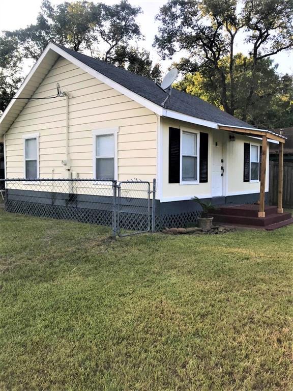 Primary Photo - 903 N Valderas St
