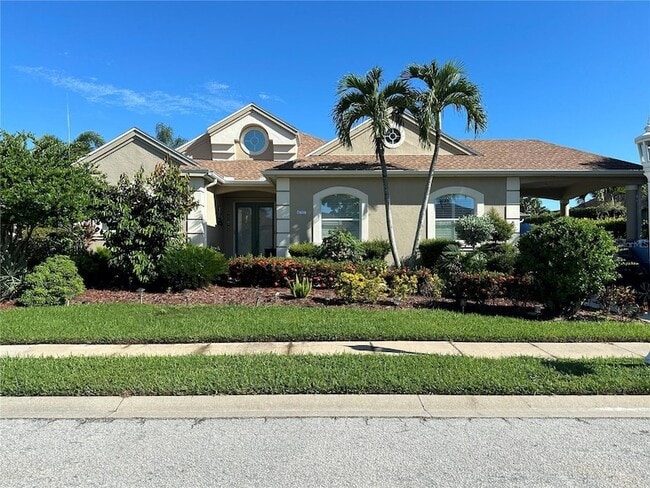 Photo - 4727 Spinnaker Dr House