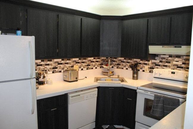 Building Photo - 4961 Sable Pine Cir