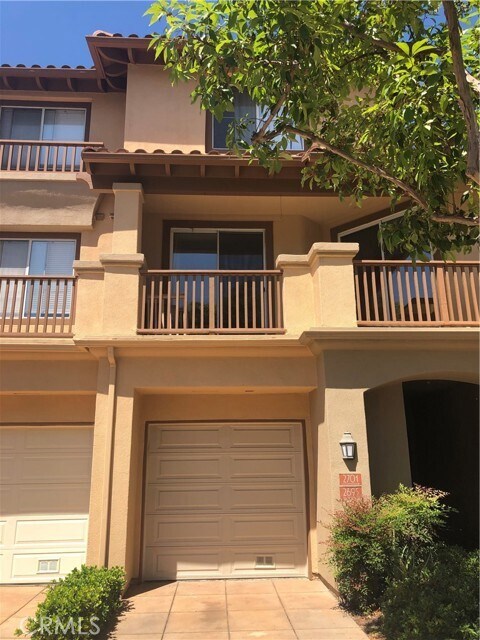 Building Photo - 2701 Dunstan Dr