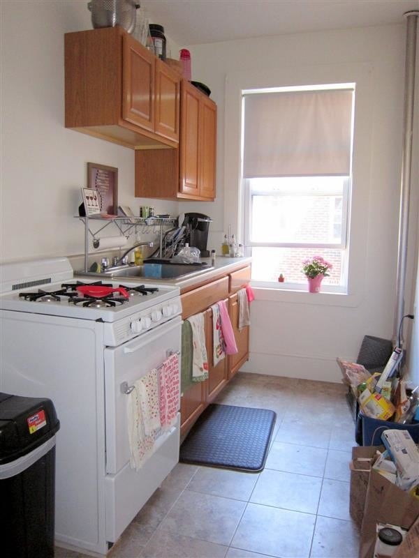 Primary Photo - 157 Summer St