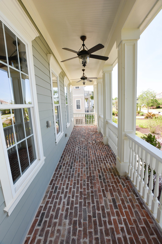 Building Photo - 1580 Rivertowne Country Club Dr