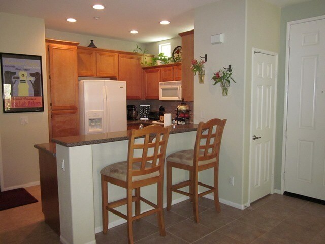 Foto del edificio - Beautiful  Escala Townhome  in Resort Styl...
