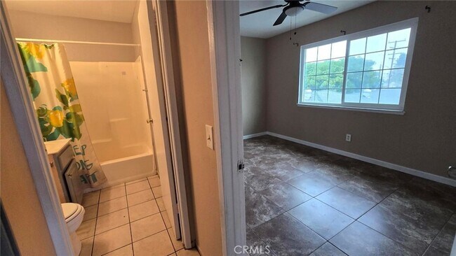 Foto del edificio - 308 N Millard Ave