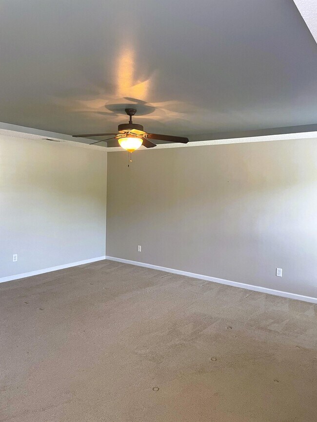 2404 Camp Lejeune Ct, Hope Mills, NC 28348 House Rental in Hope Mills