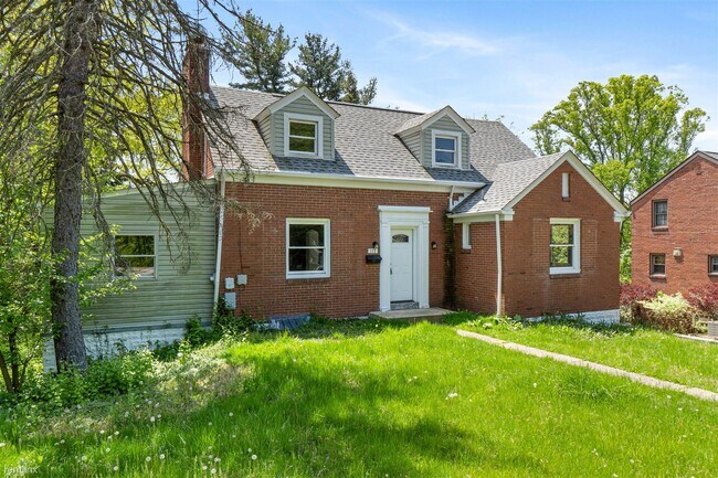 Building Photo - 4 br, 2.5 bath House - 117 Crescent Hills ...