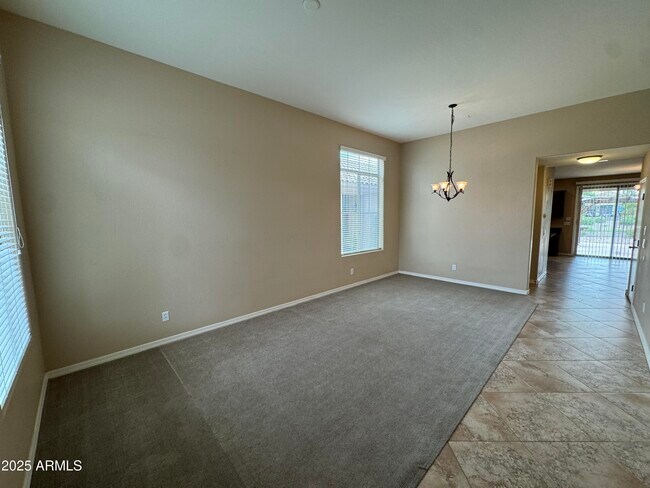 Building Photo - 4413 E Los Altos Dr