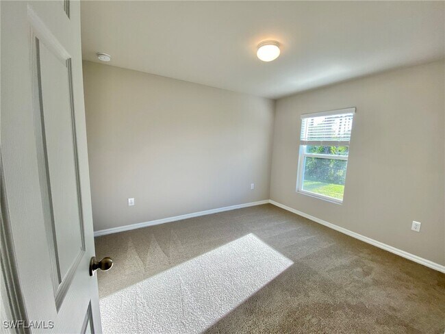 Foto del edificio - 19033 Bartow Blvd