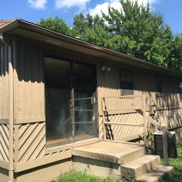 Building Photo - COMING SOON! Beautiful 3 Bedroom House in ...