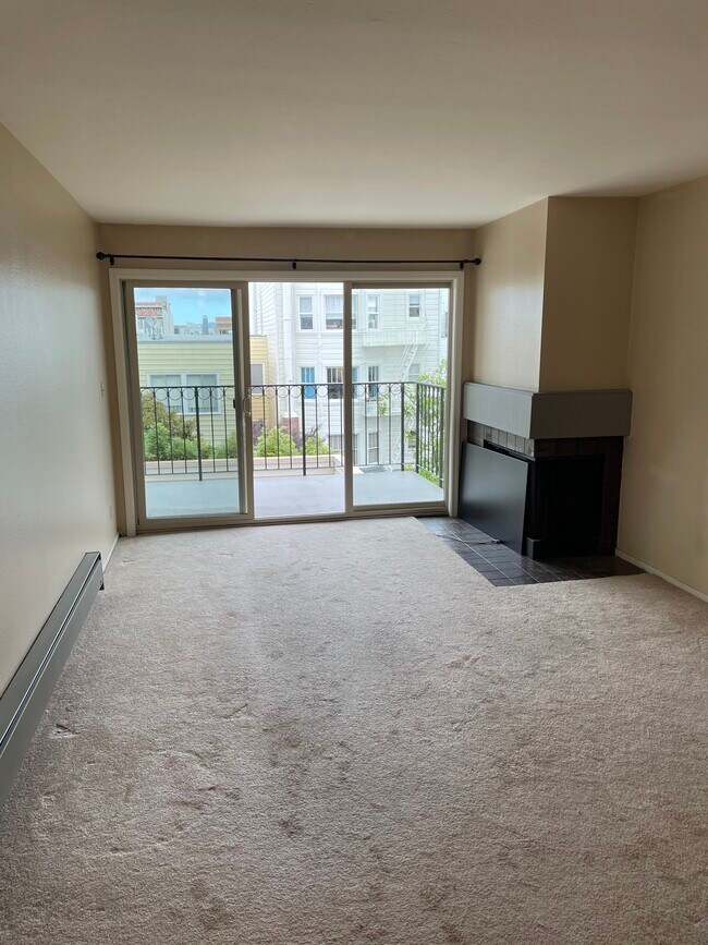 Living Room - 2460 Chestnut St