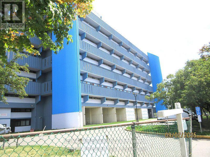 Primary Photo - 4645 Jane St