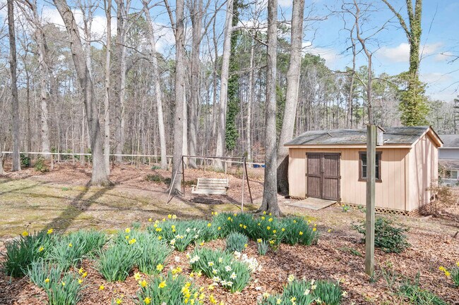 Foto del edificio - 5110 Pine Trail Dr
