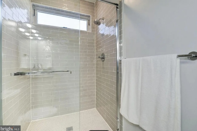 Foto del edificio - 3018-3012 12th St NE