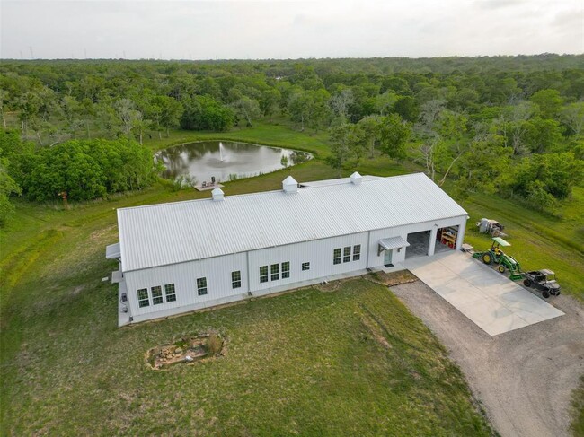 Building Photo - 1295 Brazos River Rd