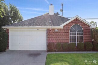 Building Photo - 1410 Misty Meadow Dr
