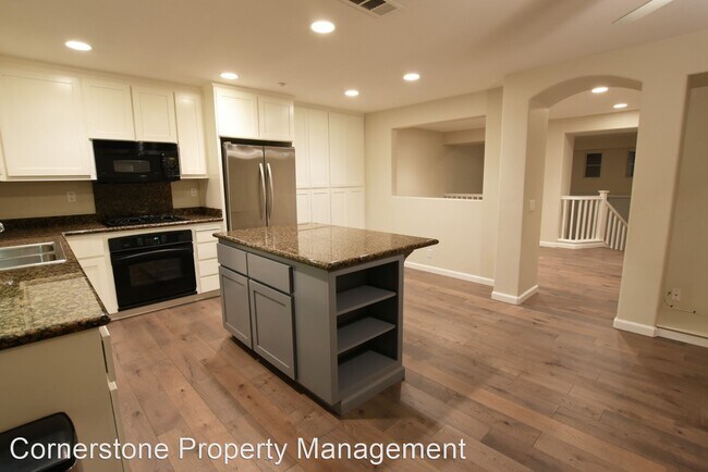 Building Photo - 3 br, 2.5 bath House - 338 Vista Roma Way