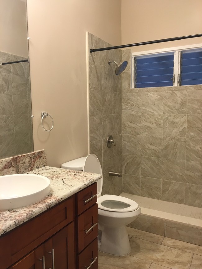 Building Photo - 17 Kauila St