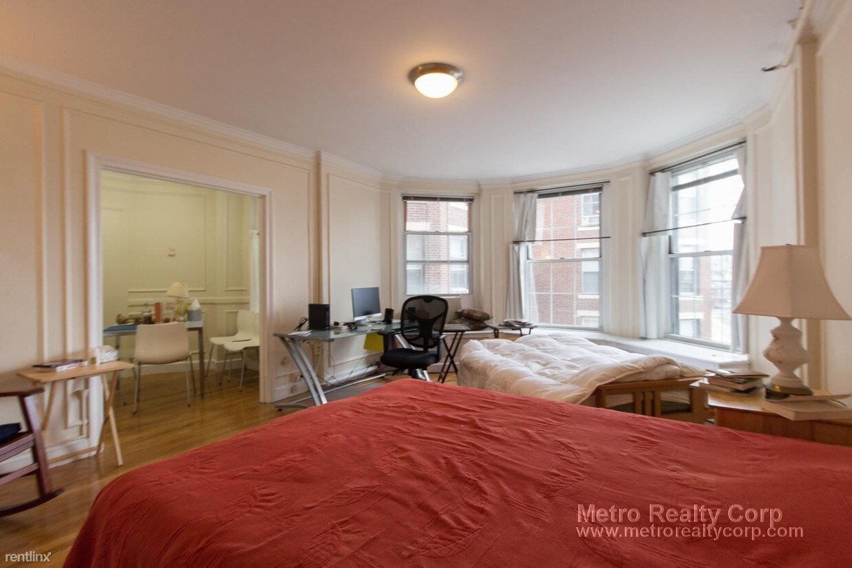 Primary Photo - 1277 Beacon St