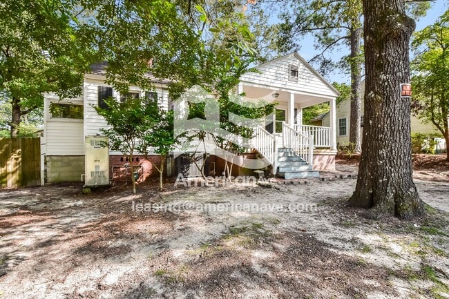 Foto del edificio - 302 Arbor Dr