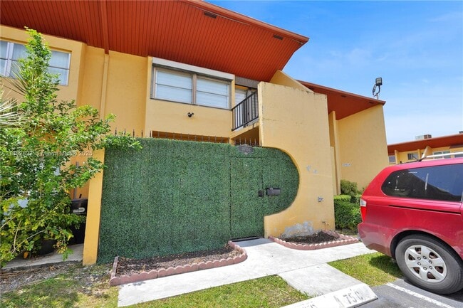 Foto del edificio - 13775 SW 84th St