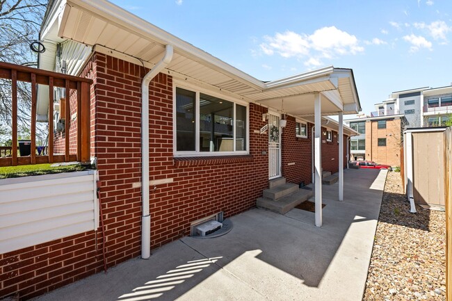 Building Photo - 2838 Xavier St