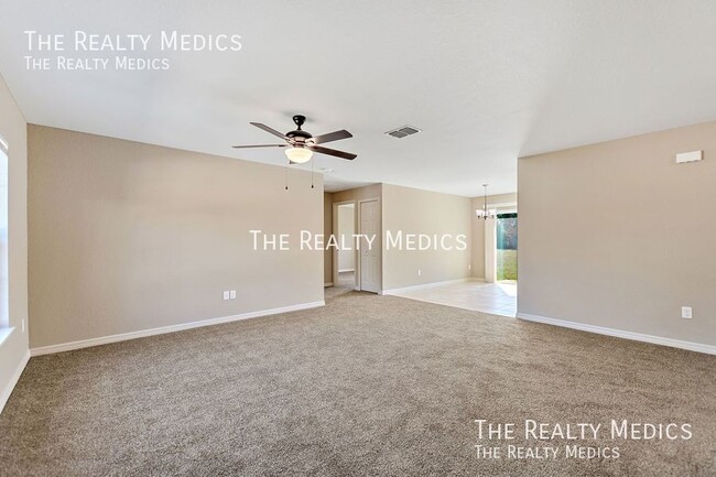 Foto del edificio - 83 Guava Pass