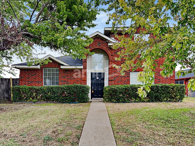 Building Photo - 736 Trees Dr