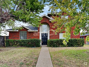Building Photo - 736 Trees Dr