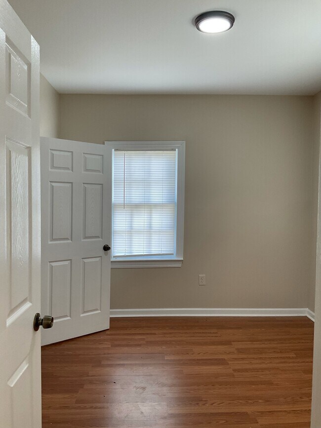 Foto del edificio - 266 W Garfield St