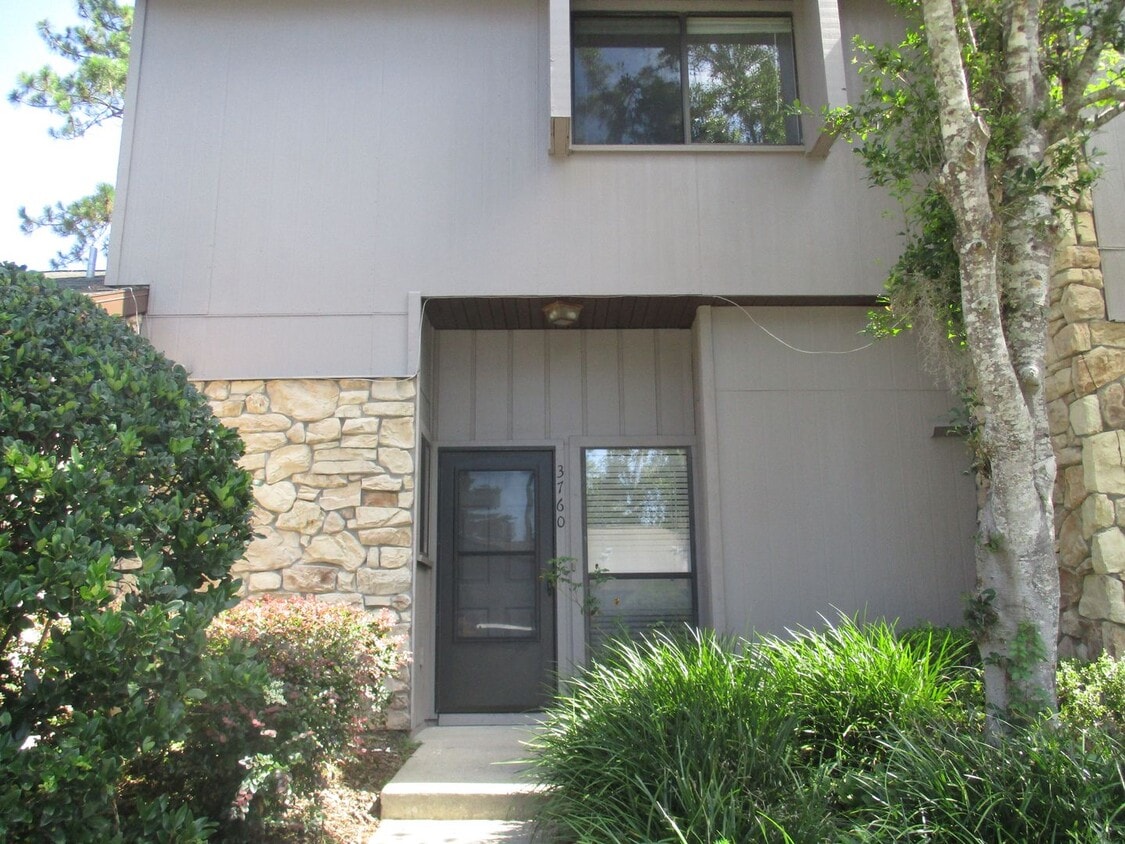 2/2.5 Townhome Mile Run - 2/2.5 Townhome Mile Run