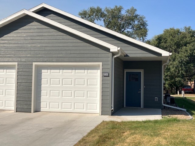 Foto principal - 705 S Davison St