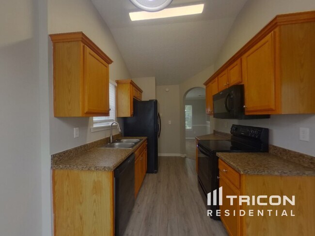 Building Photo - 6159 Stone Creek Ln