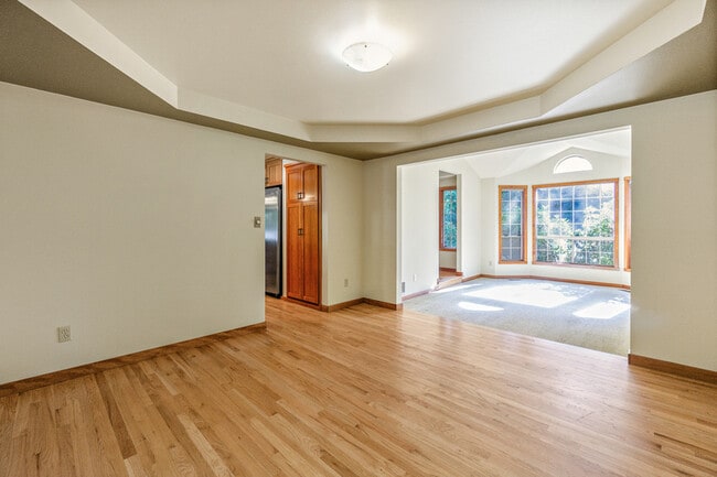 Building Photo - 685 Jasmine Pl NW