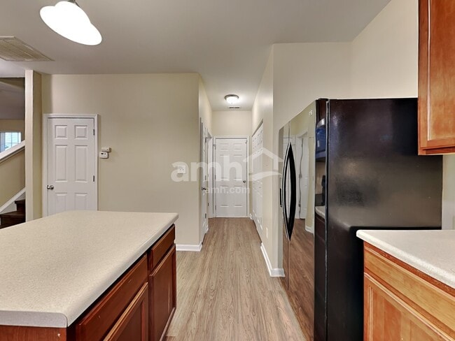 Building Photo - 906 Reedy Way
