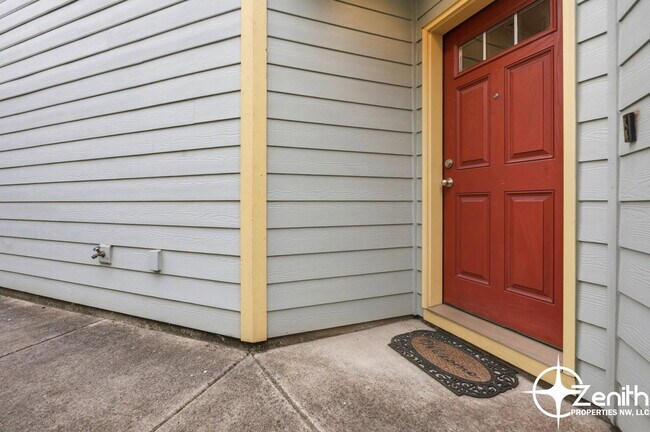 Foto del edificio - 5618 NE 74th Ct