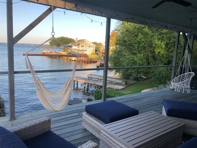 Foto del edificio - 45 Lakeview Village