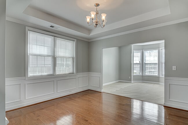 Building Photo - 4612 Dry Creek Ct