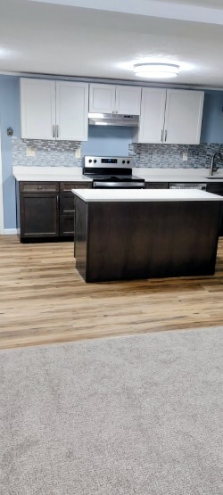 Building Photo - 986 E 5550 S