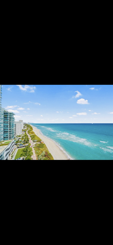 Unobstructed views to Sunny Isles! - 6801 Collins Ave