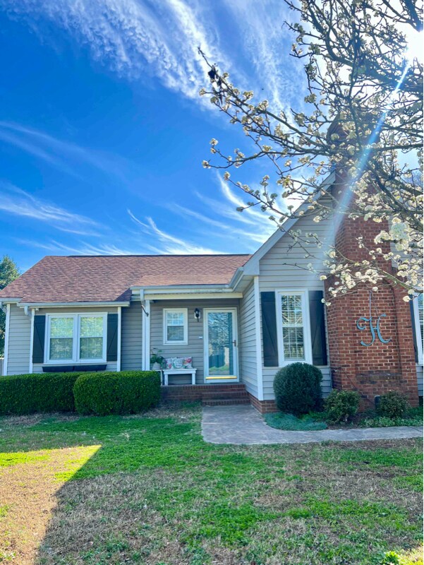 3526 Heather Ln, Gastonia, NC 28056 House Rental in Gastonia, NC