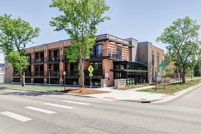 Building Photo - Logan Square Apartments