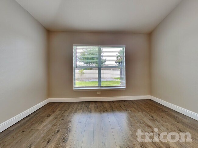 Building Photo - 9637 Nathaniel Ln