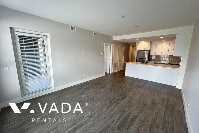 Building Photo - ERA 1 Bed Apartment Rental 318-22265 Dewdn...