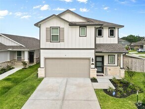 Building Photo - 18602 Etta Pnes Cir