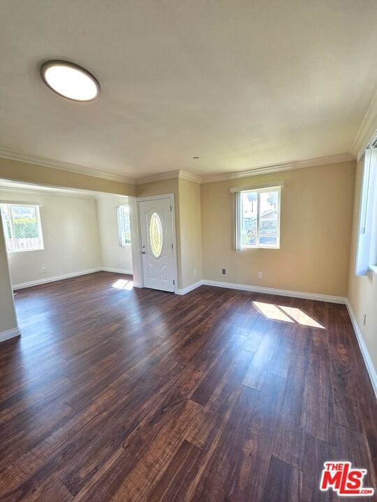 Building Photo - 1719 W 39th Pl