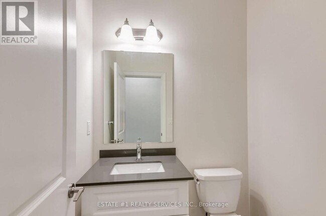 Building Photo - 29 Bermondsey Wy